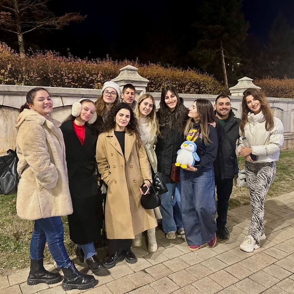 Част от участниците в проекта Youth Sustainability Lab 2.0